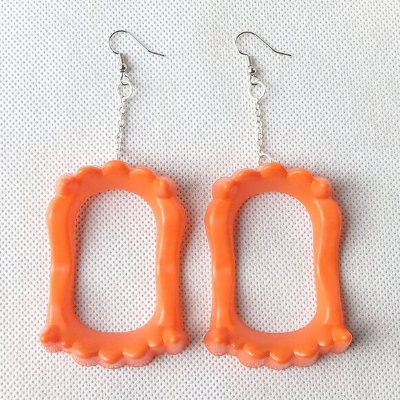 🎯 10 for $12 / Orange Vampire Teeth Earrings, Weird Handmade Earrings - Picture 6 of 10